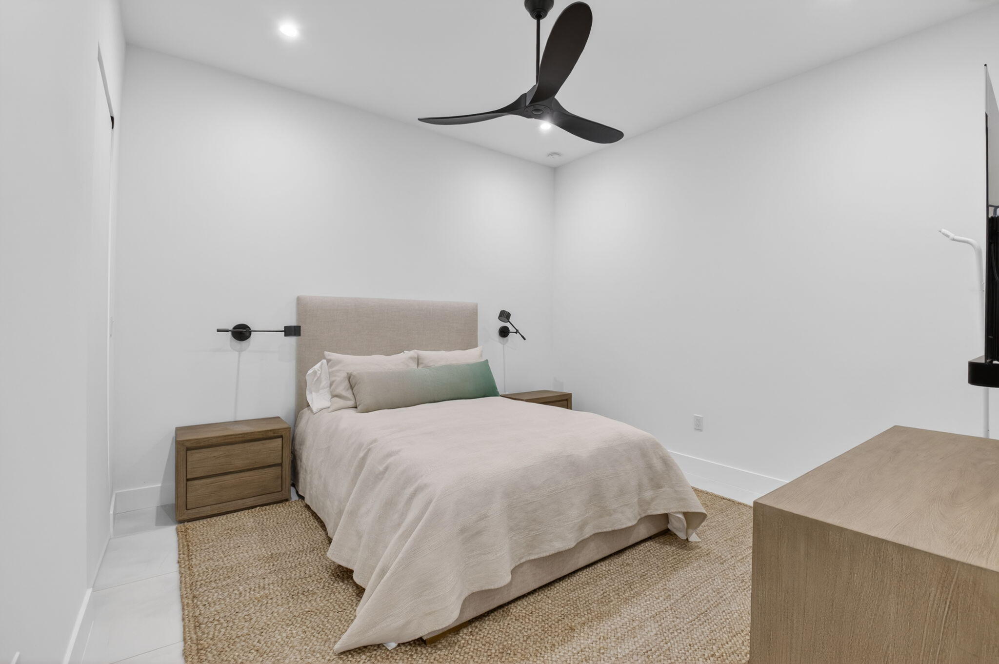 LOTUS PALM - Residential