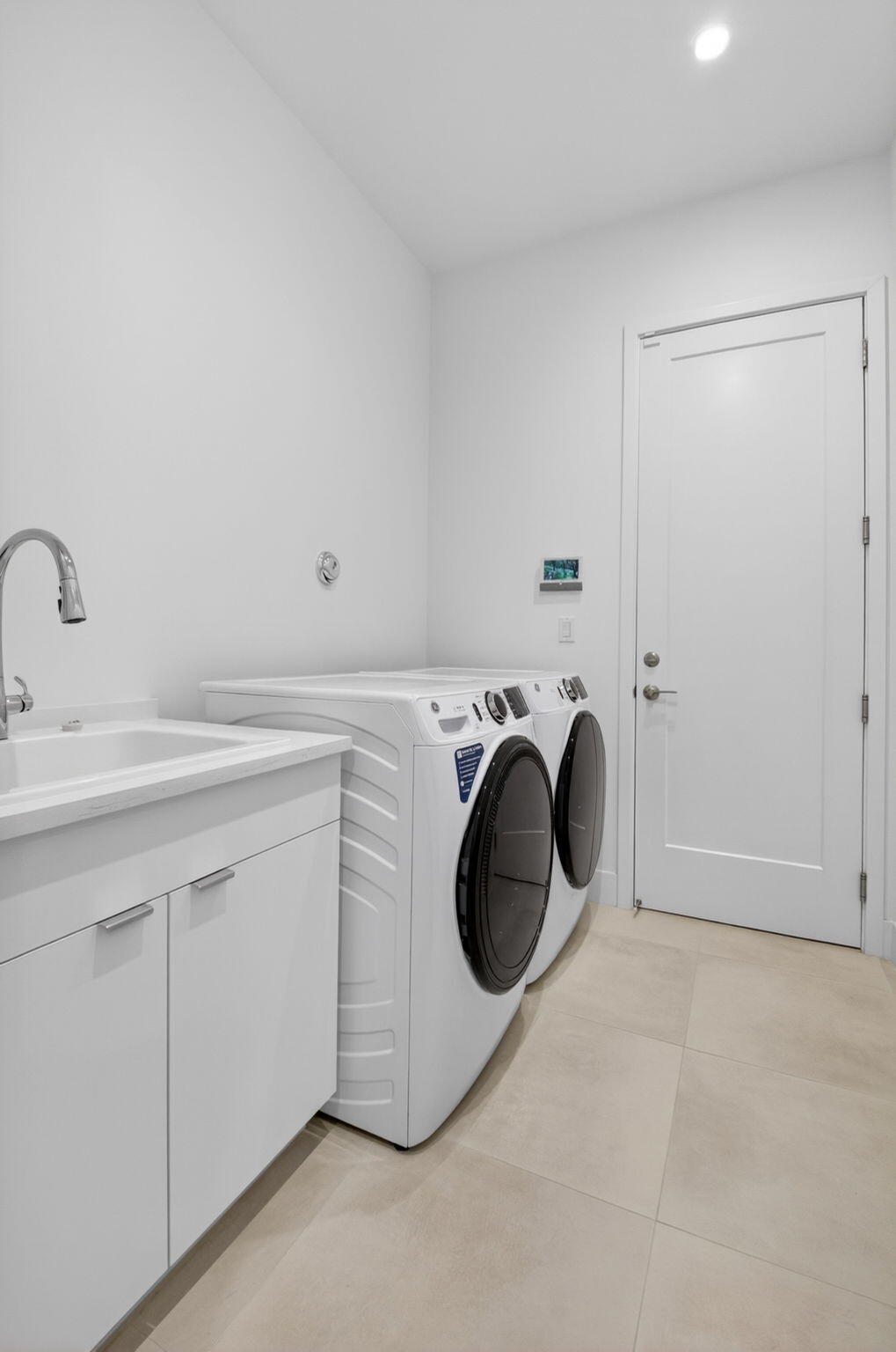 LOTUS PALM - Residential