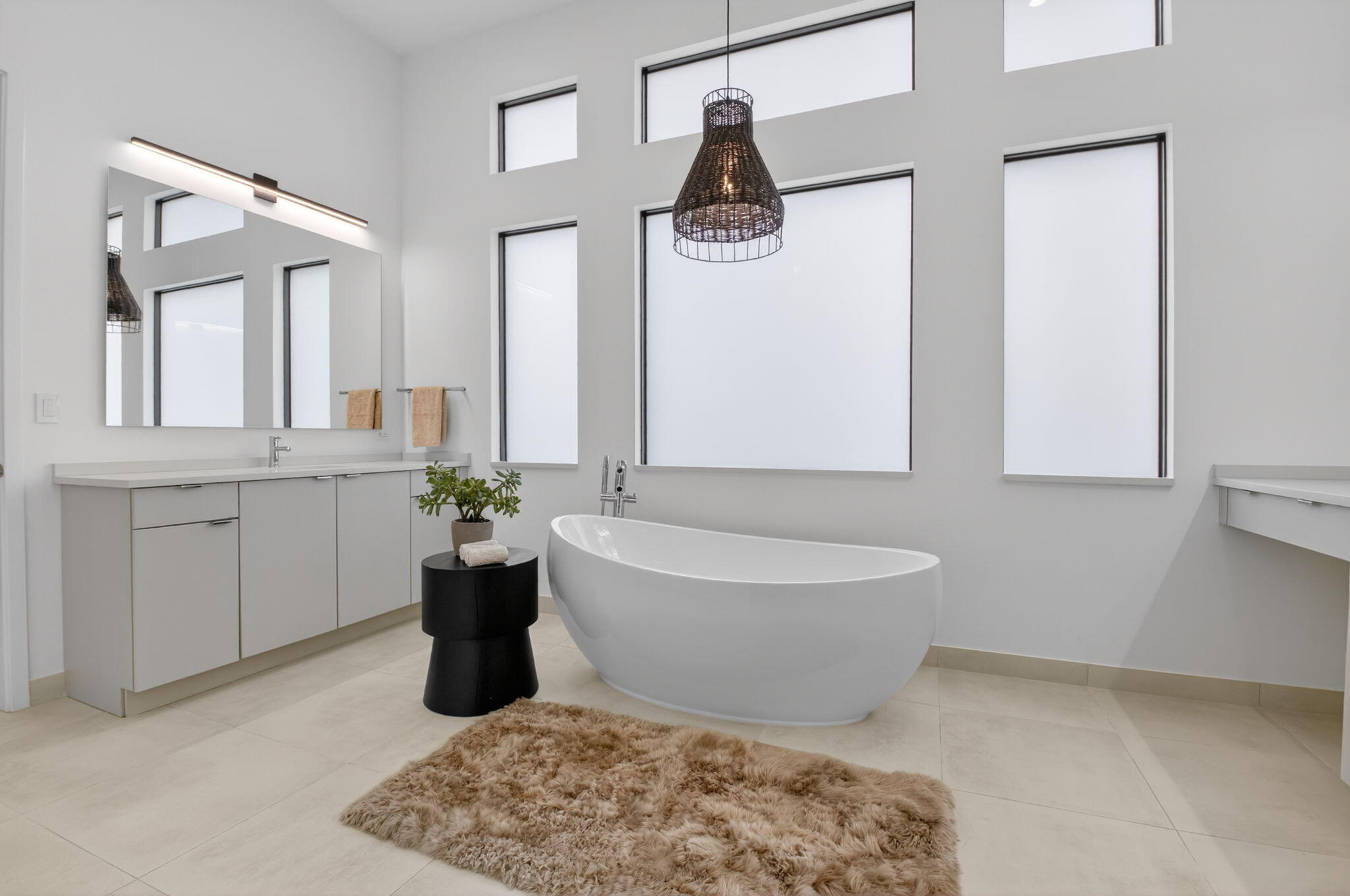 LOTUS PALM - Residential