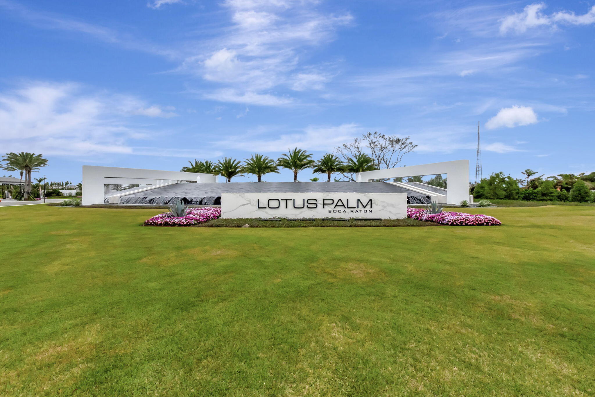 LOTUS PALM - Residential