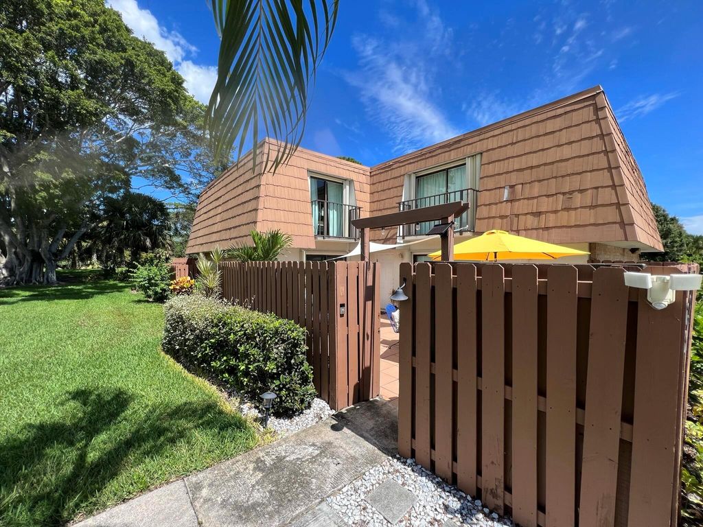 Photo of 6072 SE Riverboat Drive, Stuart, FL 34997 (MLS # R10970850)