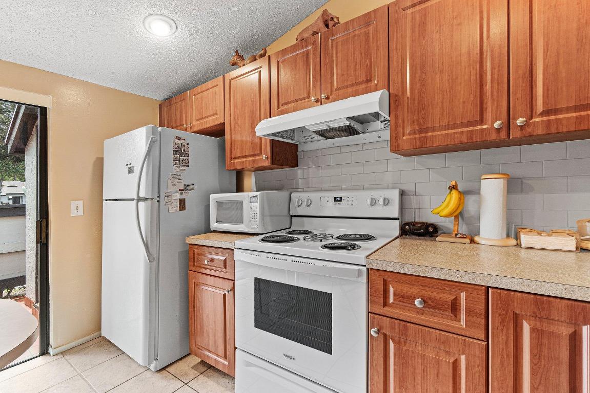 STRATHMORE GATE WEST UNIT 3 - Residential