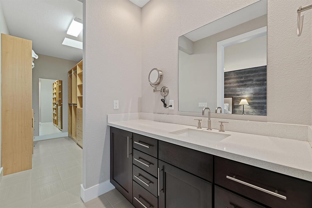 SADDLE TRAIL PARK OF WELLINGTON - Residential