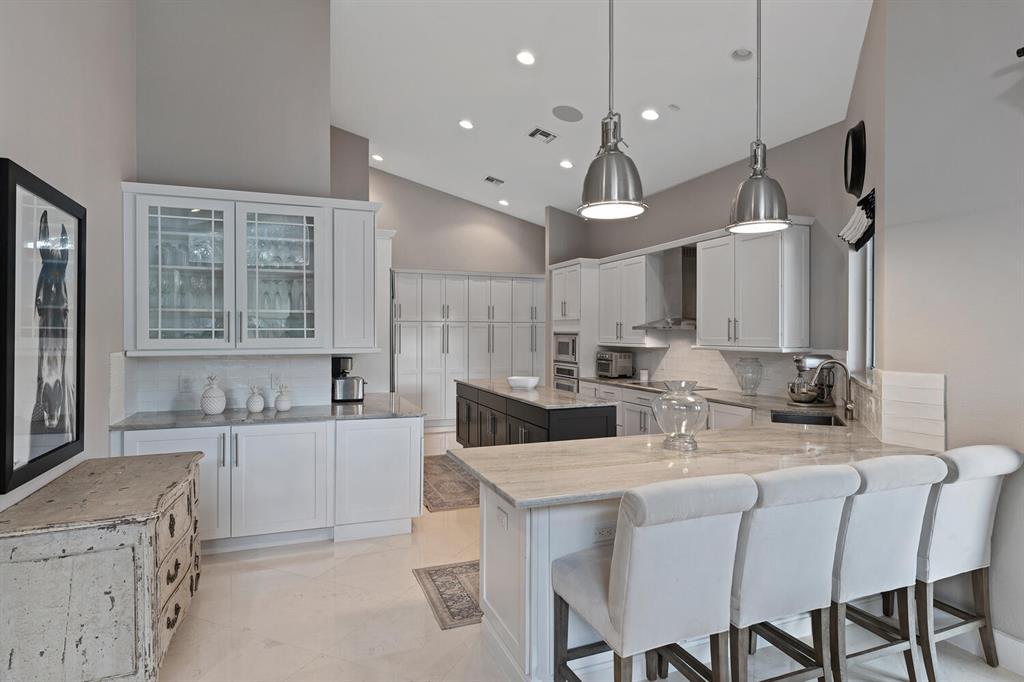 SADDLE TRAIL PARK OF WELLINGTON - Residential