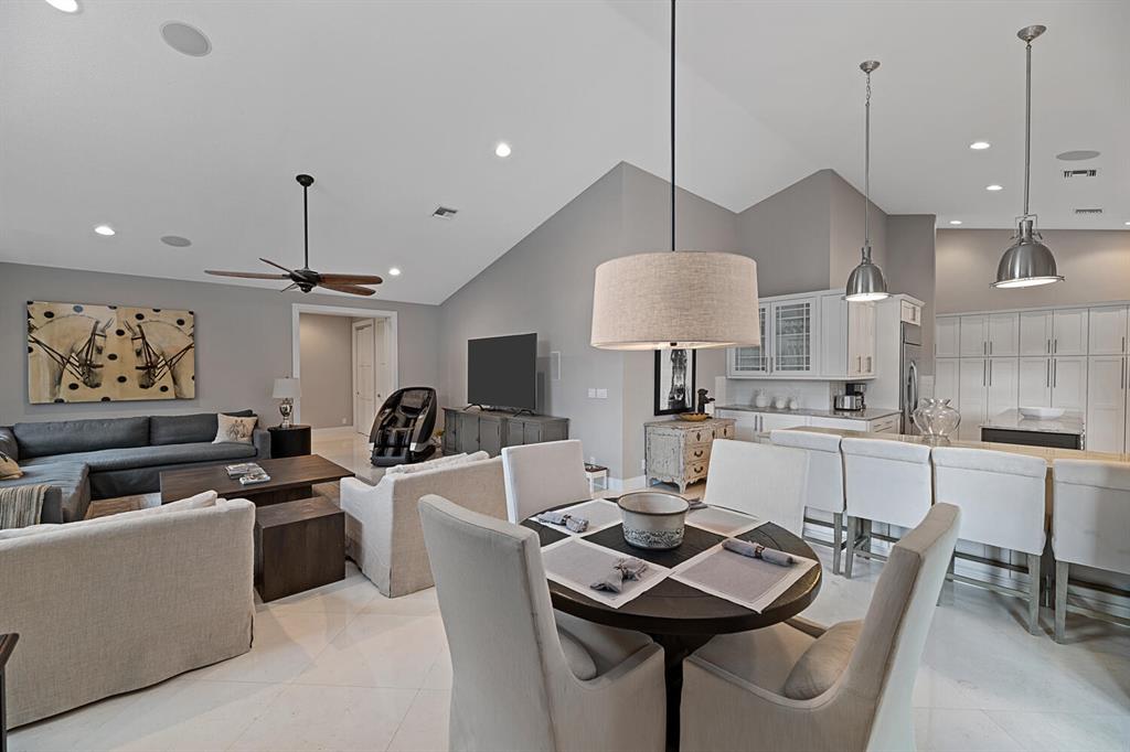 SADDLE TRAIL PARK OF WELLINGTON - Residential