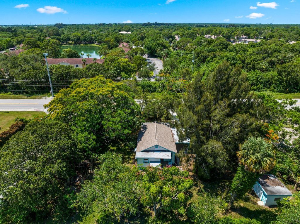 Photo of 2302 Cortez Boulevard, Fort Pierce, FL 34982 (MLS # R11099636)