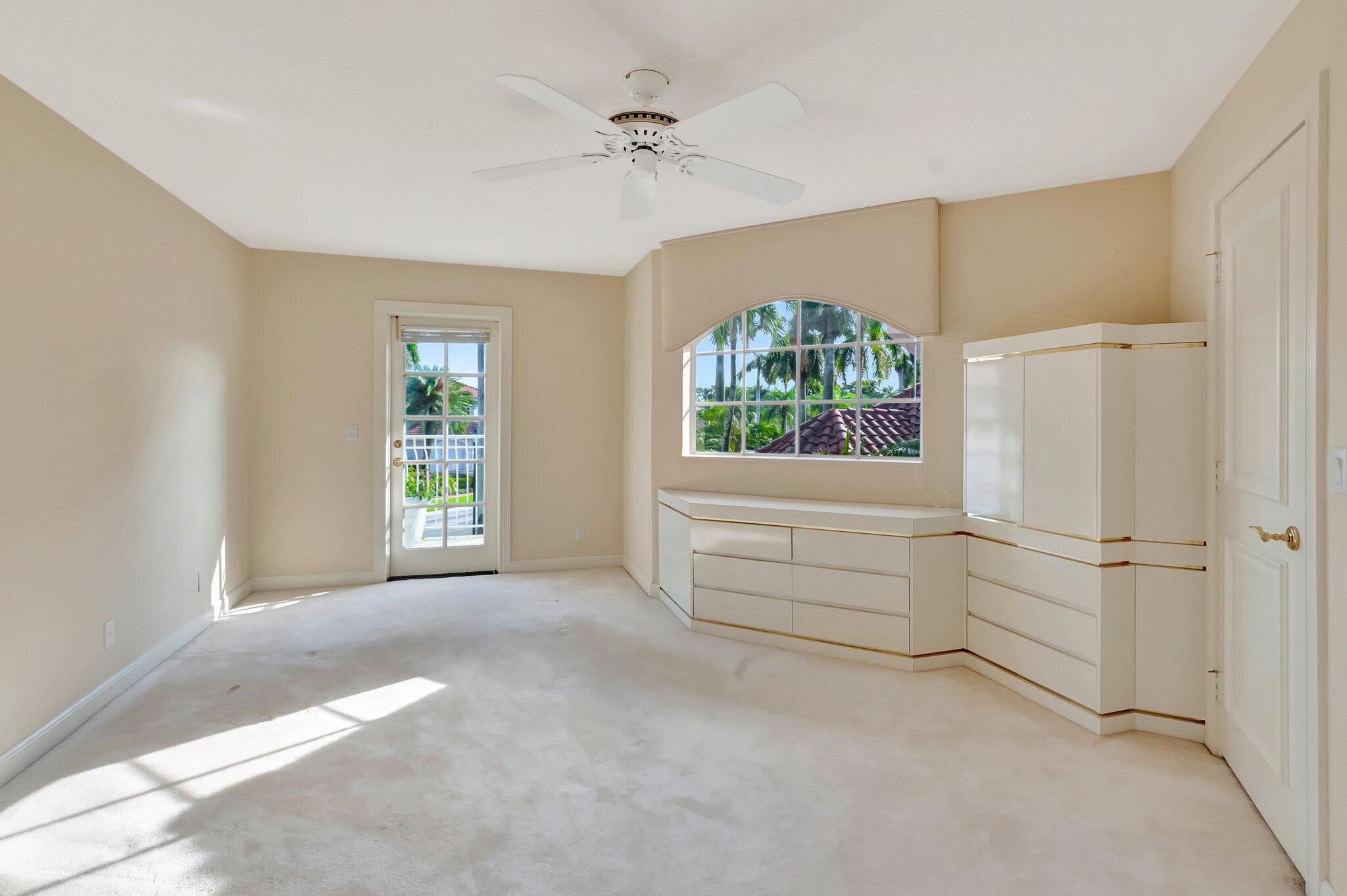 ST ANDREWS COUNTRY CLUB - Residential