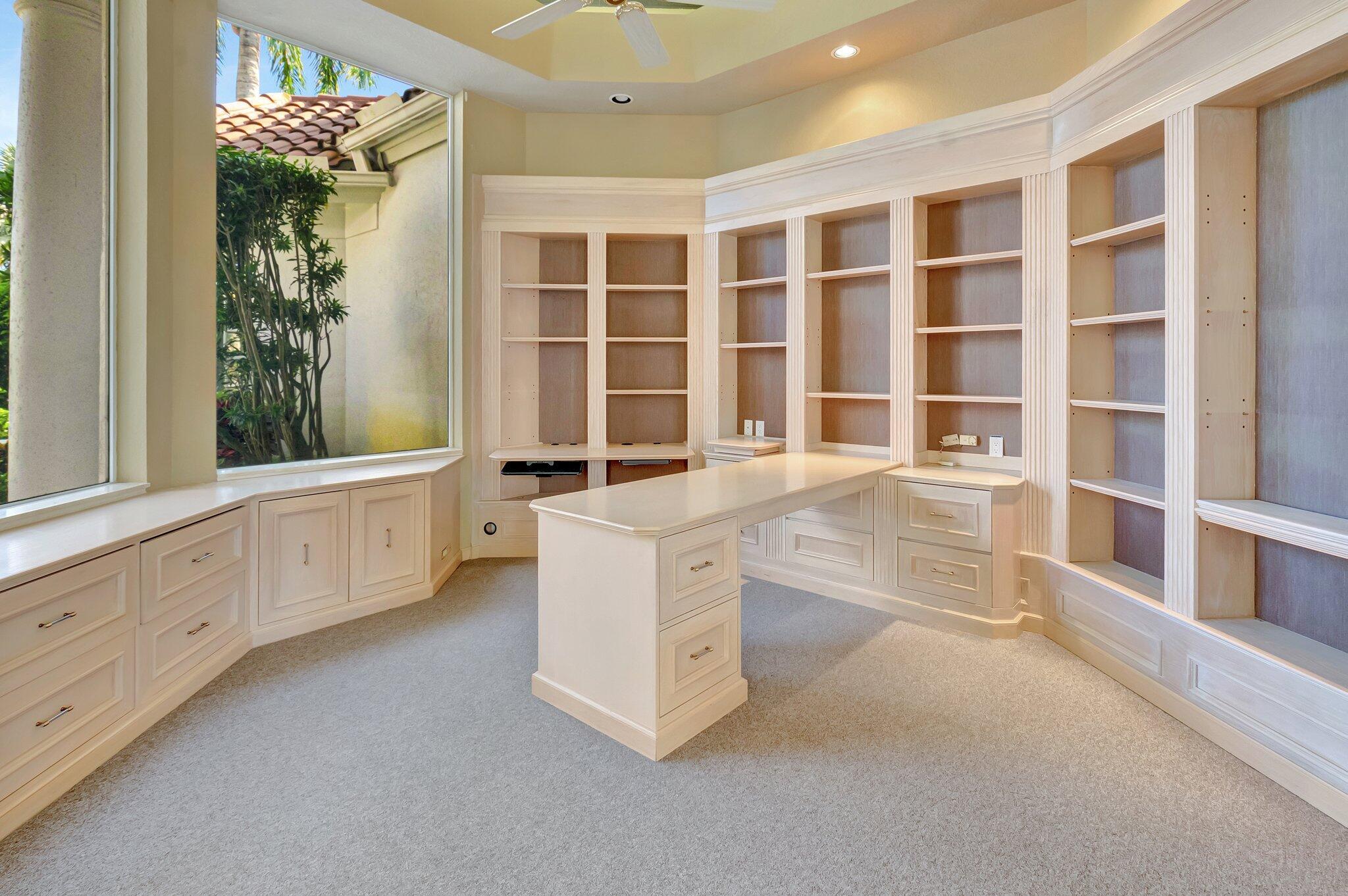 ST ANDREWS COUNTRY CLUB - Residential