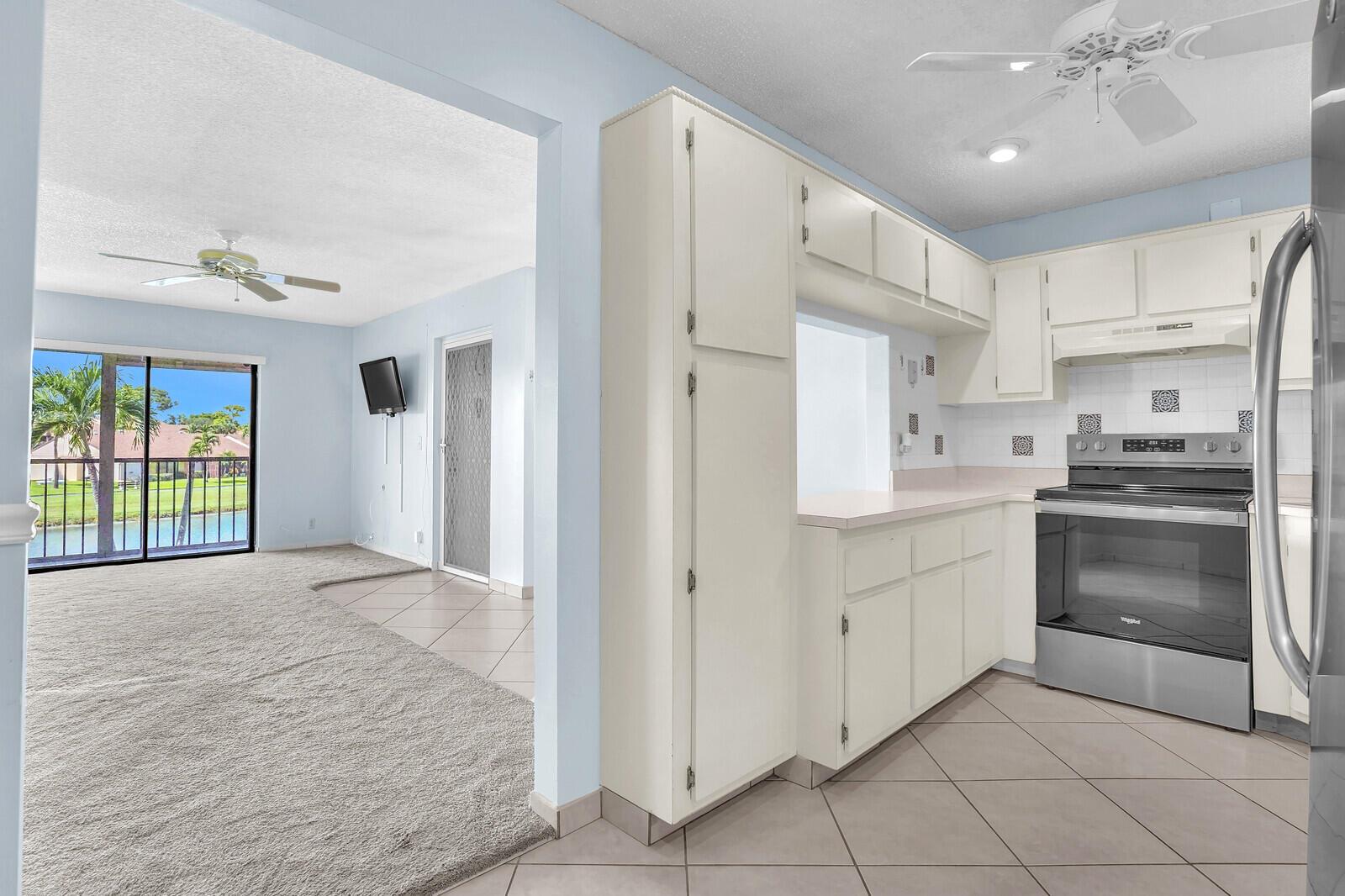 PINE RIDGE NORTH VILLAGE - Residential Lease