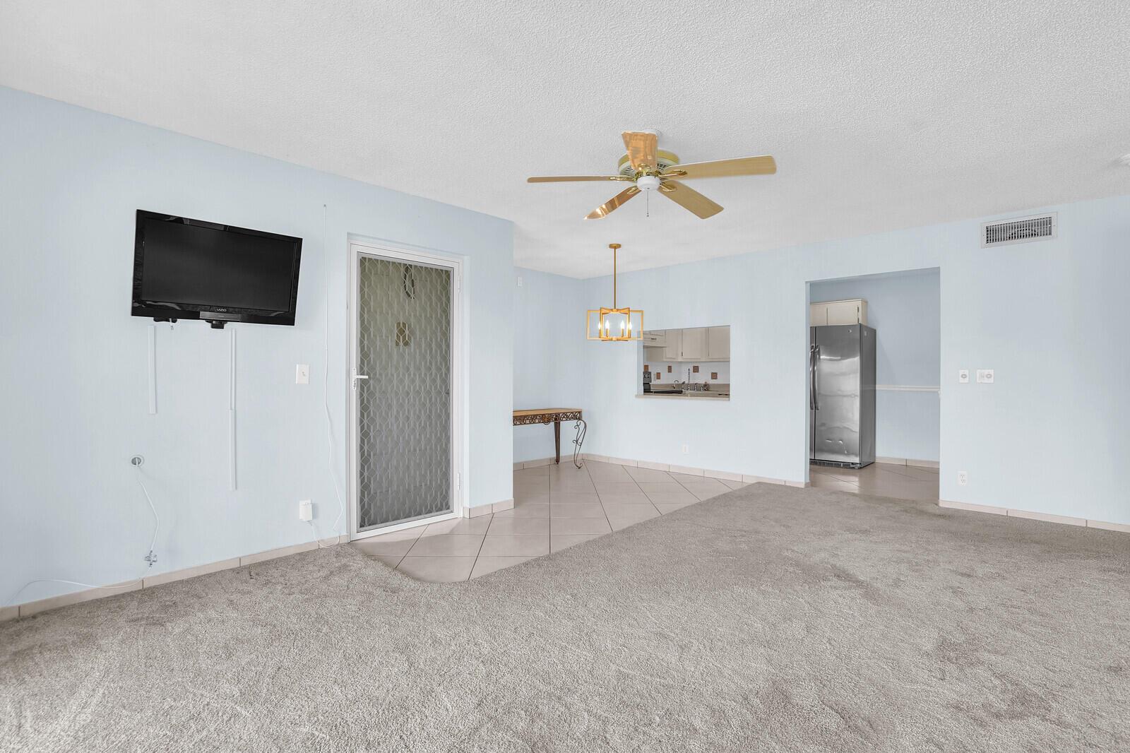 PINE RIDGE NORTH VILLAGE - Residential Lease