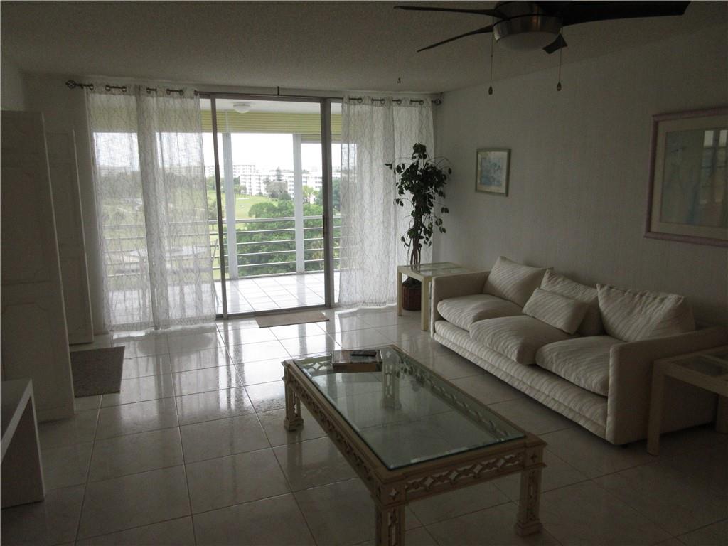 No 20 Palm-Aire Country C - Residential Lease