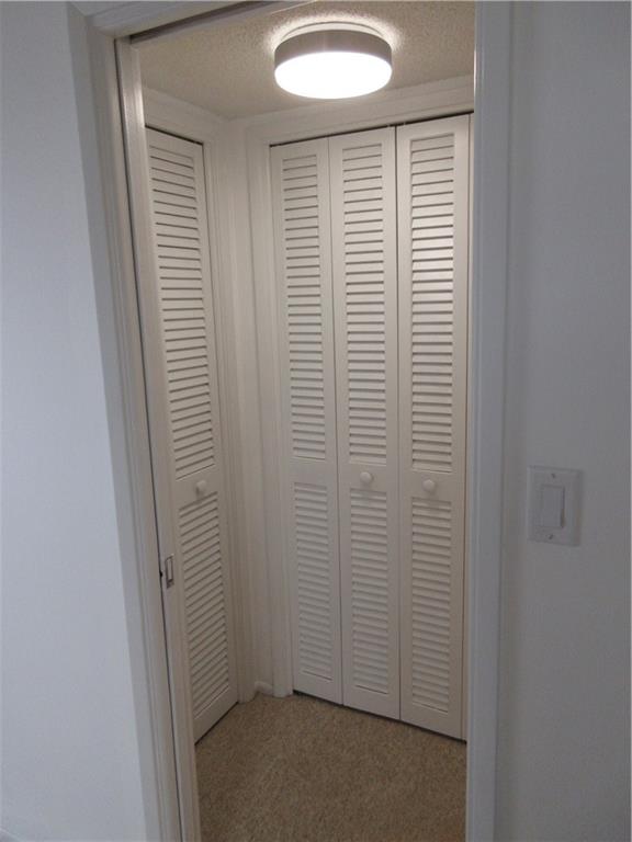 No 20 Palm-Aire Country C - Residential Lease