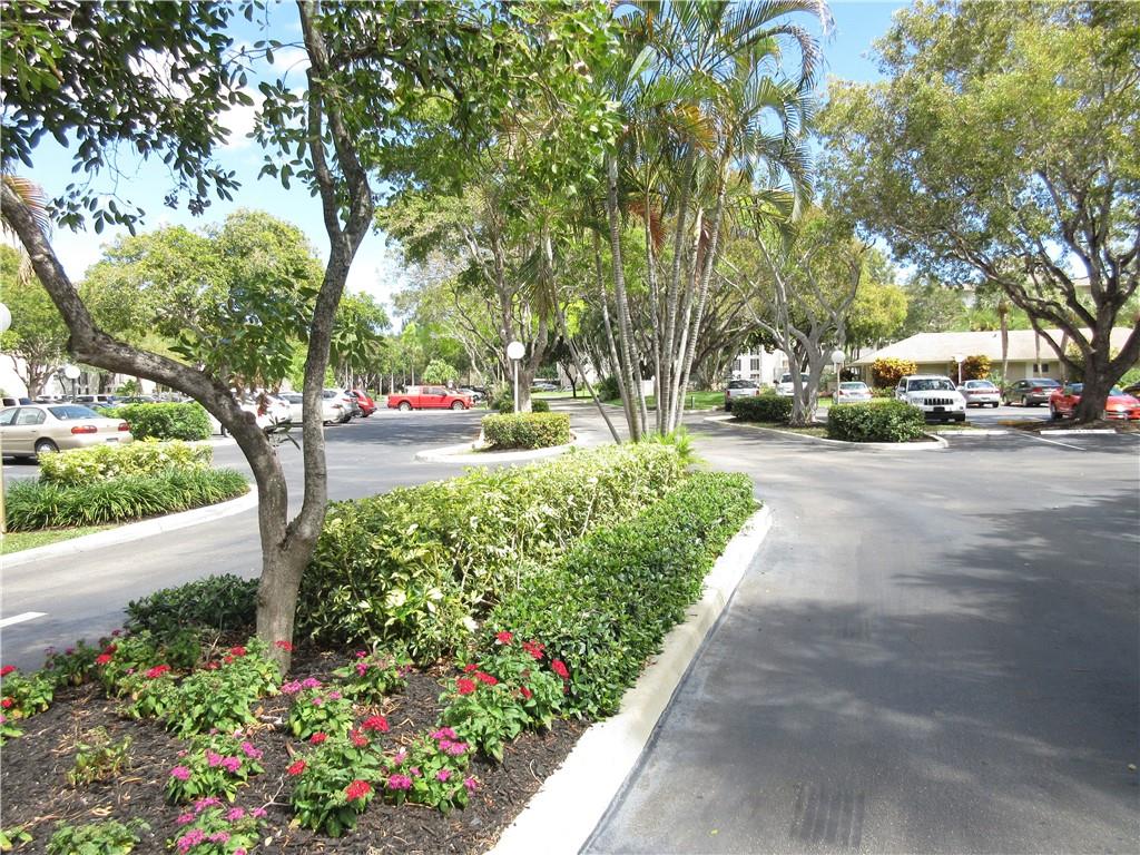 No 20 Palm-Aire Country C - Residential Lease