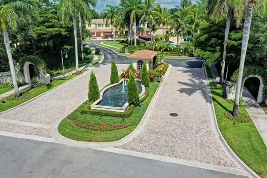 CHAMBORD AT FRENCHMANS RE - Residential Lease