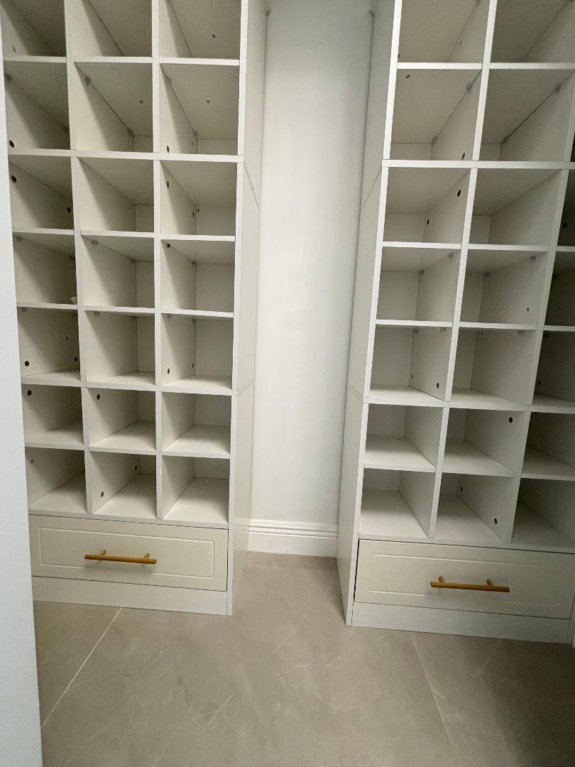 MELEAR - Residential Lease