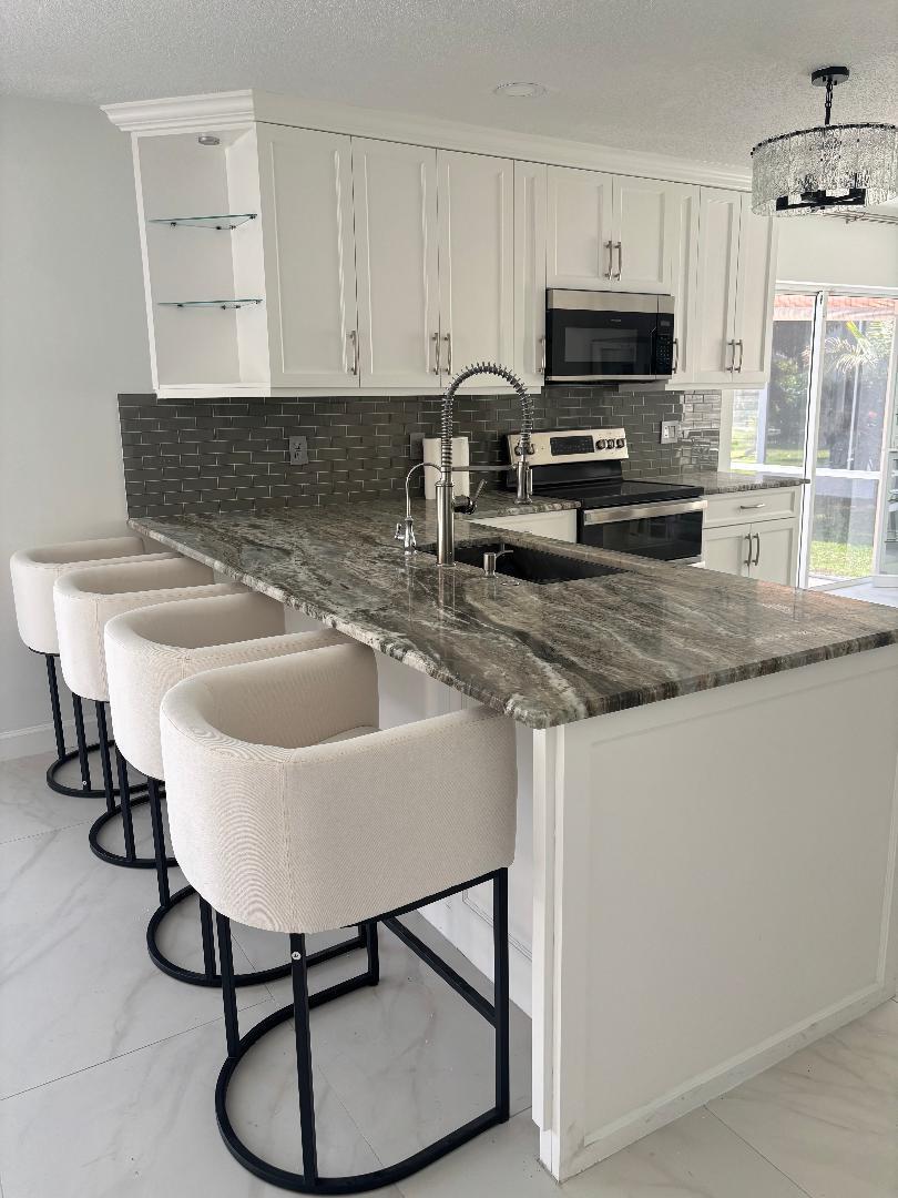 MELEAR - Residential Lease