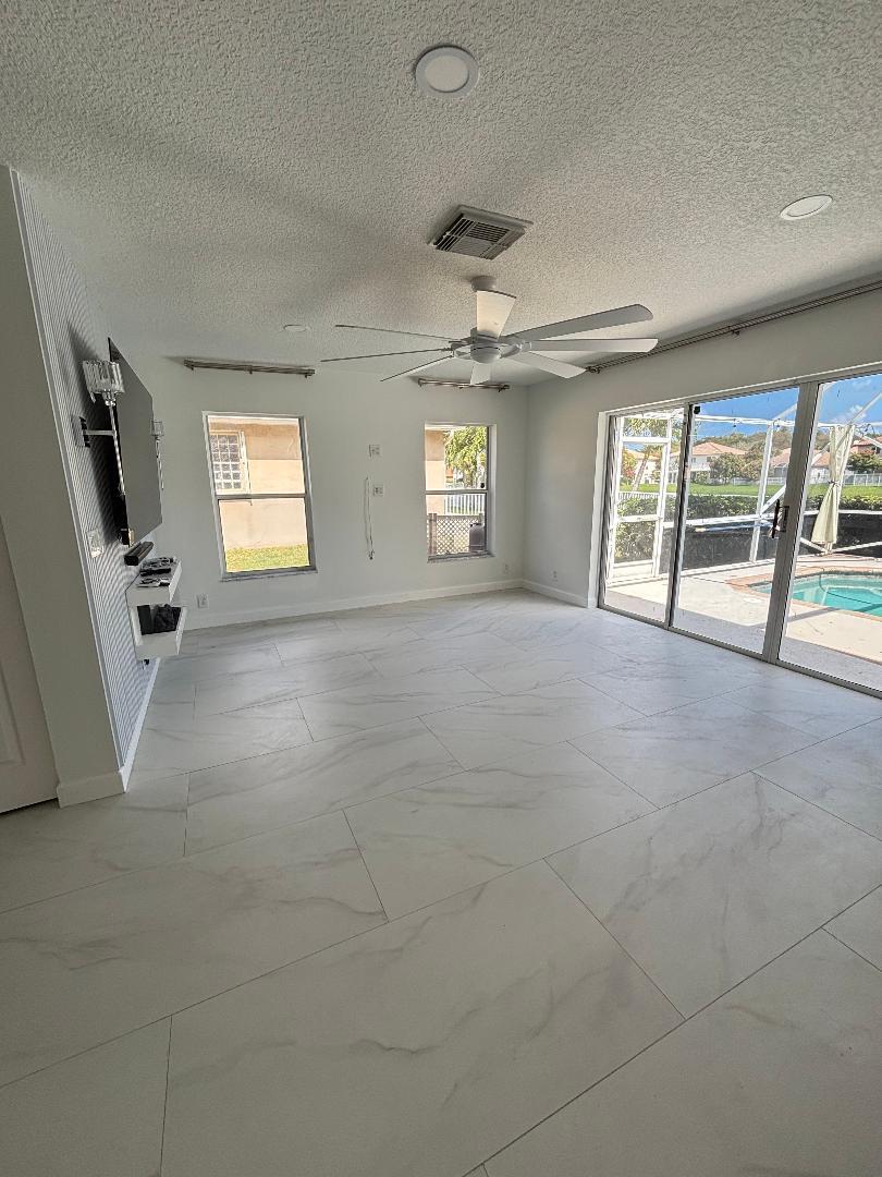 MELEAR - Residential Lease