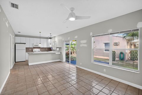 625 NE 10th Ave 3 Fort Lauderdale FL 33304