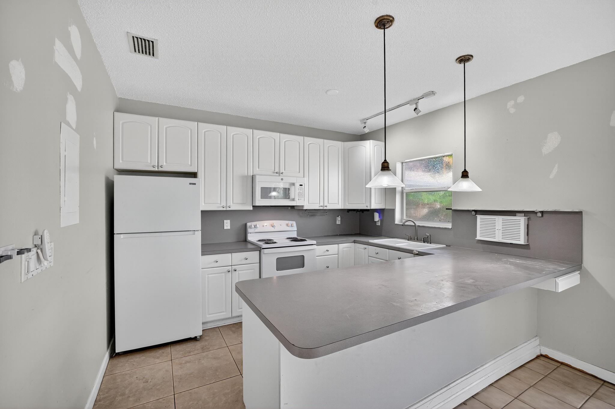 Progresso 2-18 D - Residential Lease