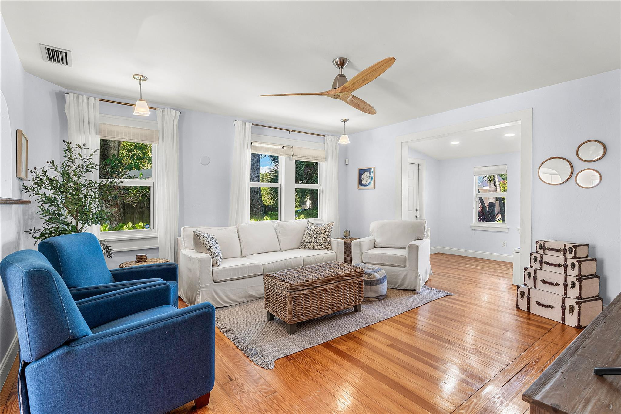 NORTH LAKE WORTH - Residential