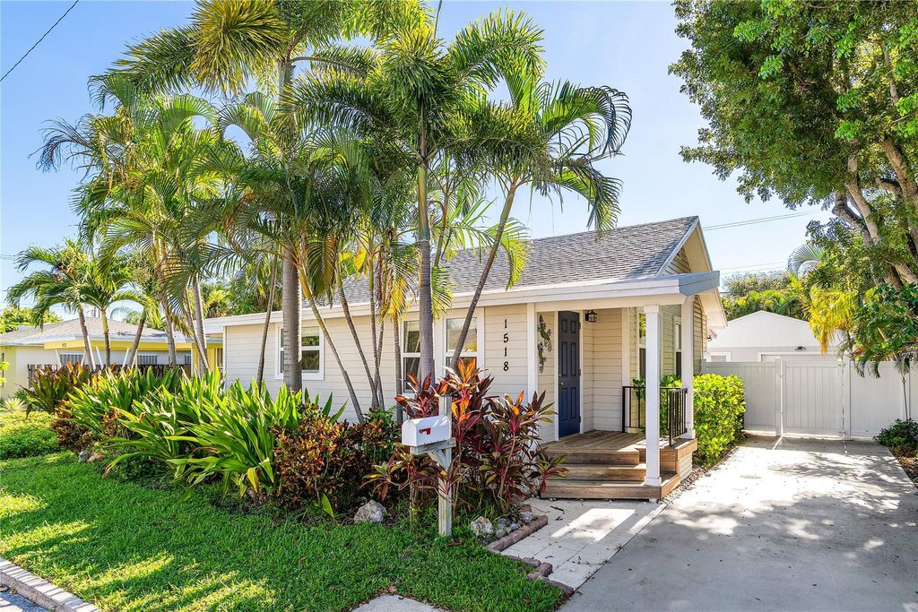 Photo of 1518 N Ocean Breeze, Lake Worth Beach, FL 33460 (MLS # B26021553)