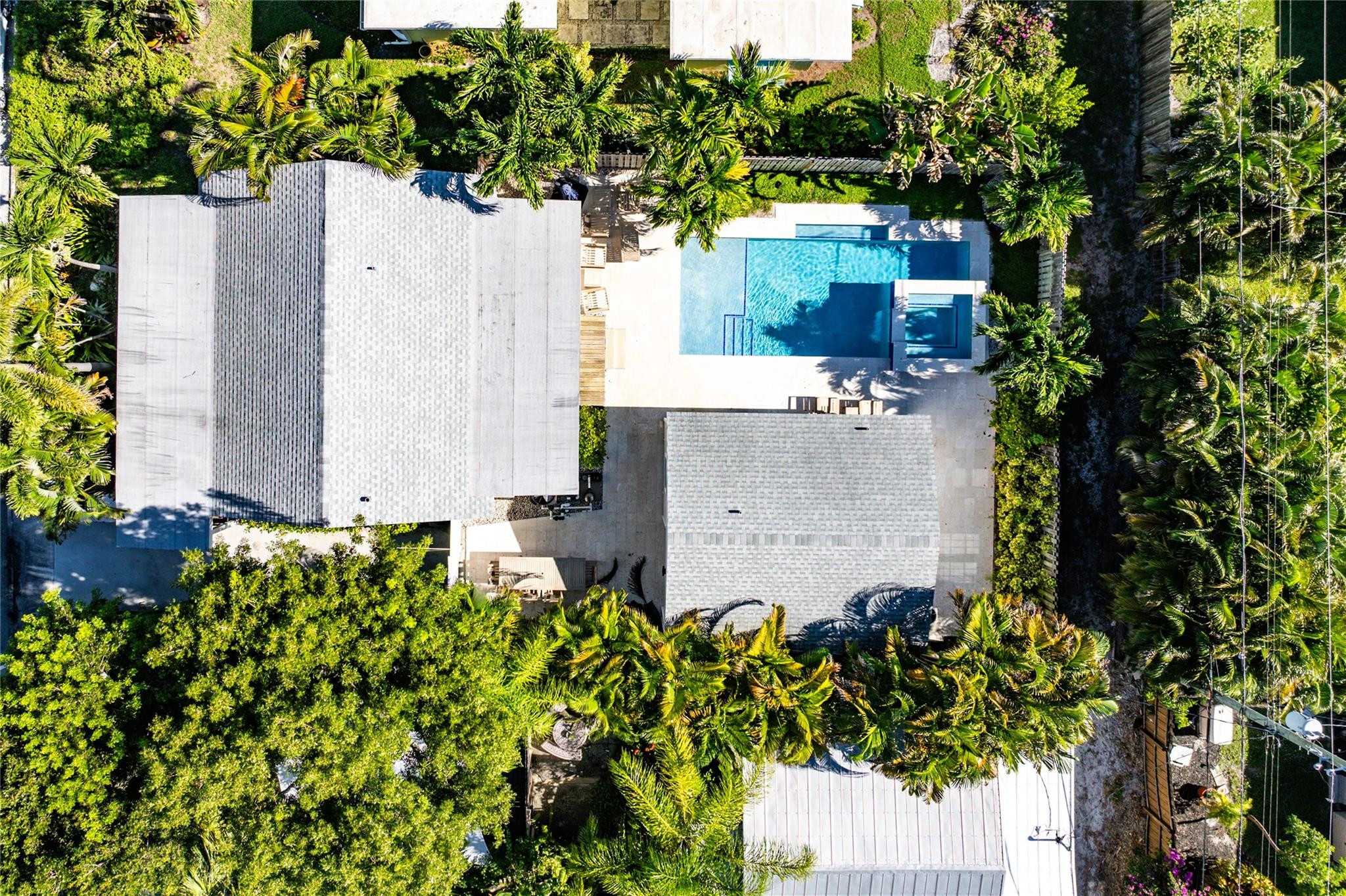 NORTH LAKE WORTH - Residential