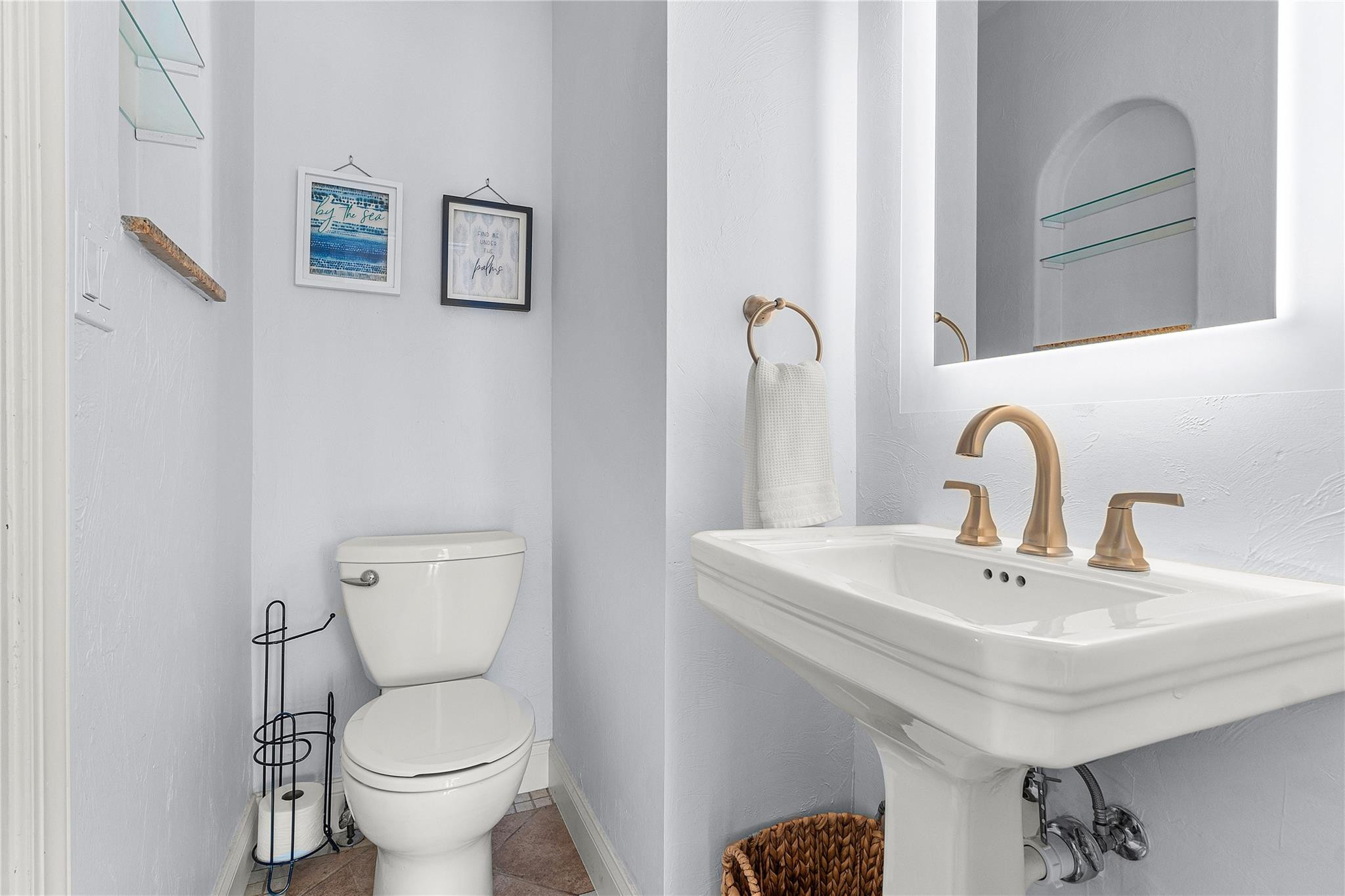 NORTH LAKE WORTH - Residential