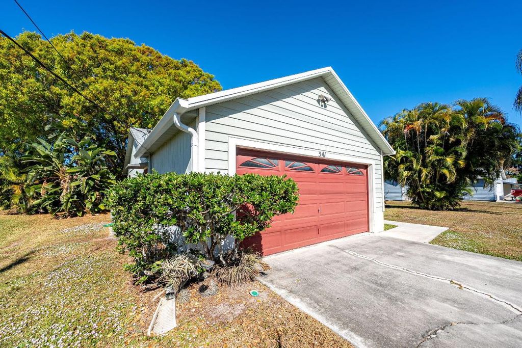 Photo of 541 SE Faith Terrace, Port Saint Lucie, FL 34983 (MLS # R11152958)