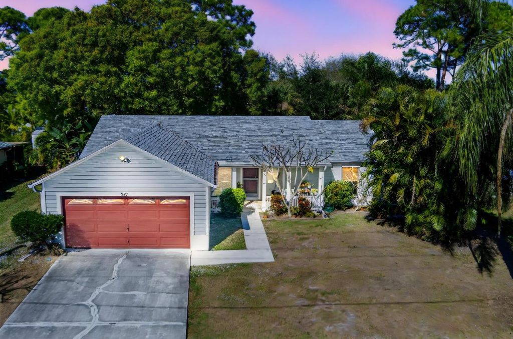 Photo of 541 SE Faith Terrace, Port Saint Lucie, FL 34983 (MLS # R11152958)