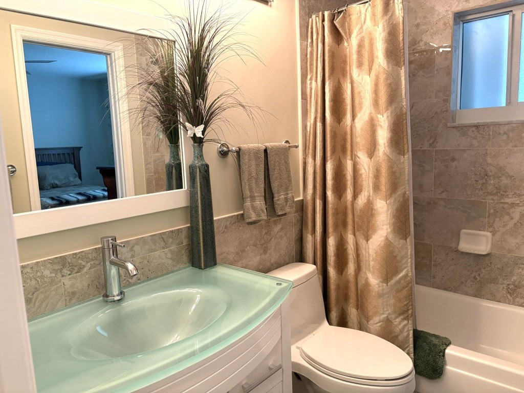 Leisureville Third Sec 65 - Residential