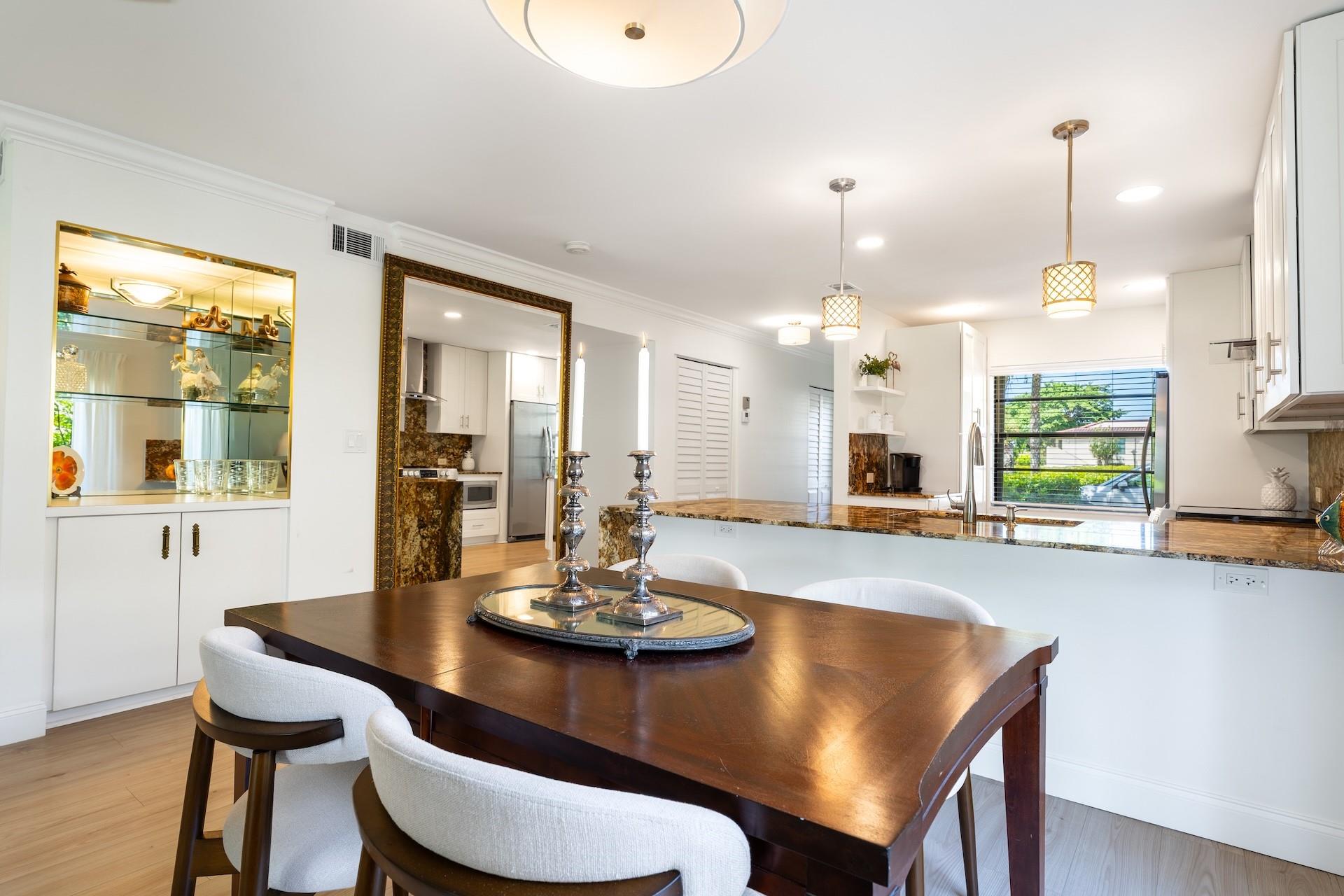 21668 Arriba Real 43A