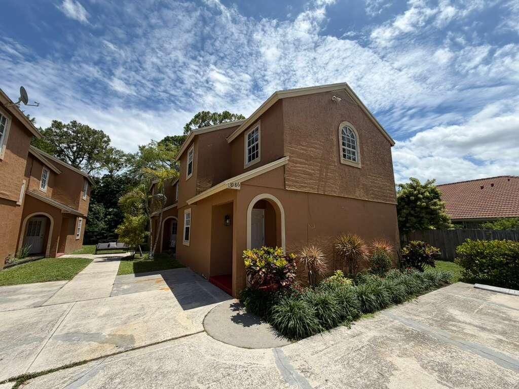 Photo of 13986 Morning Glory Drive #13986, Wellington, FL 33414 (MLS # B26038559)
