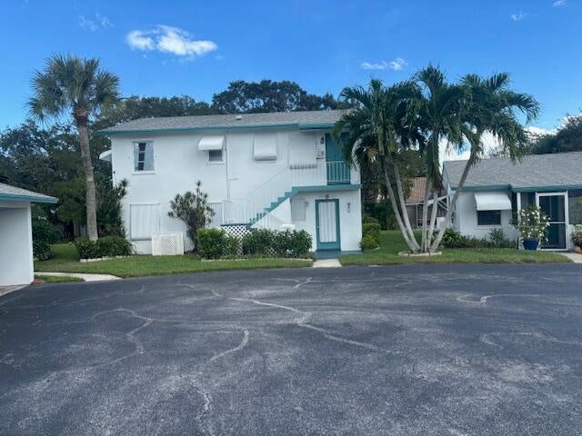 Photo of 10162 N Meridian Way Way N #6, Palm Beach Gardens, FL 33410 (MLS # B26037957)