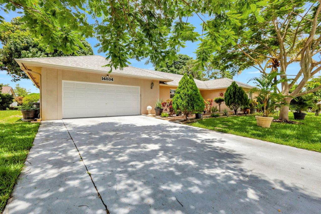 Photo of 14834 Summersong Lane, Delray Beach, FL 33484 (MLS # R11001223)
