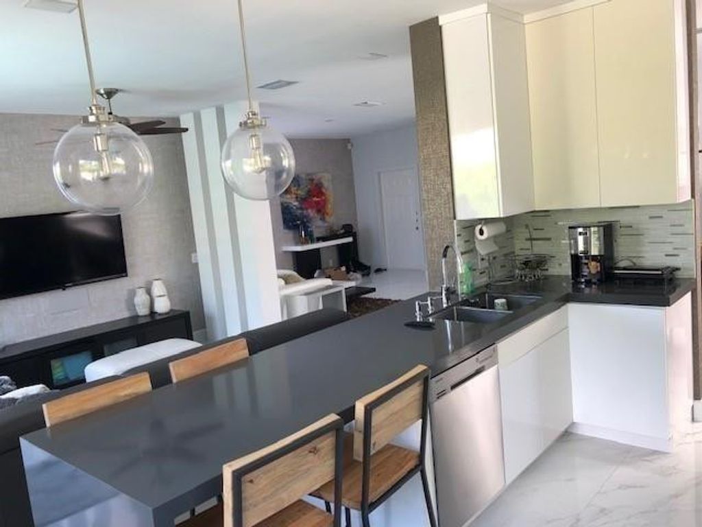 Photo of 4360 Dogwood Circle, Weston, FL 33331 (MLS # F10548703)