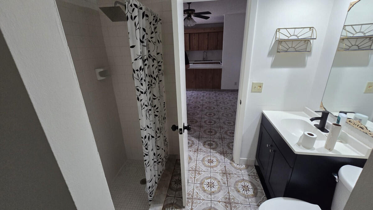 FOREST LAKES - Residential