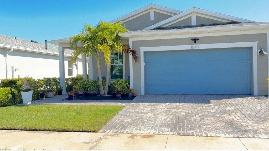 Photo of 10717 SW Gloriana Street, Port Saint Lucie, FL 34987 (MLS # R11159289)