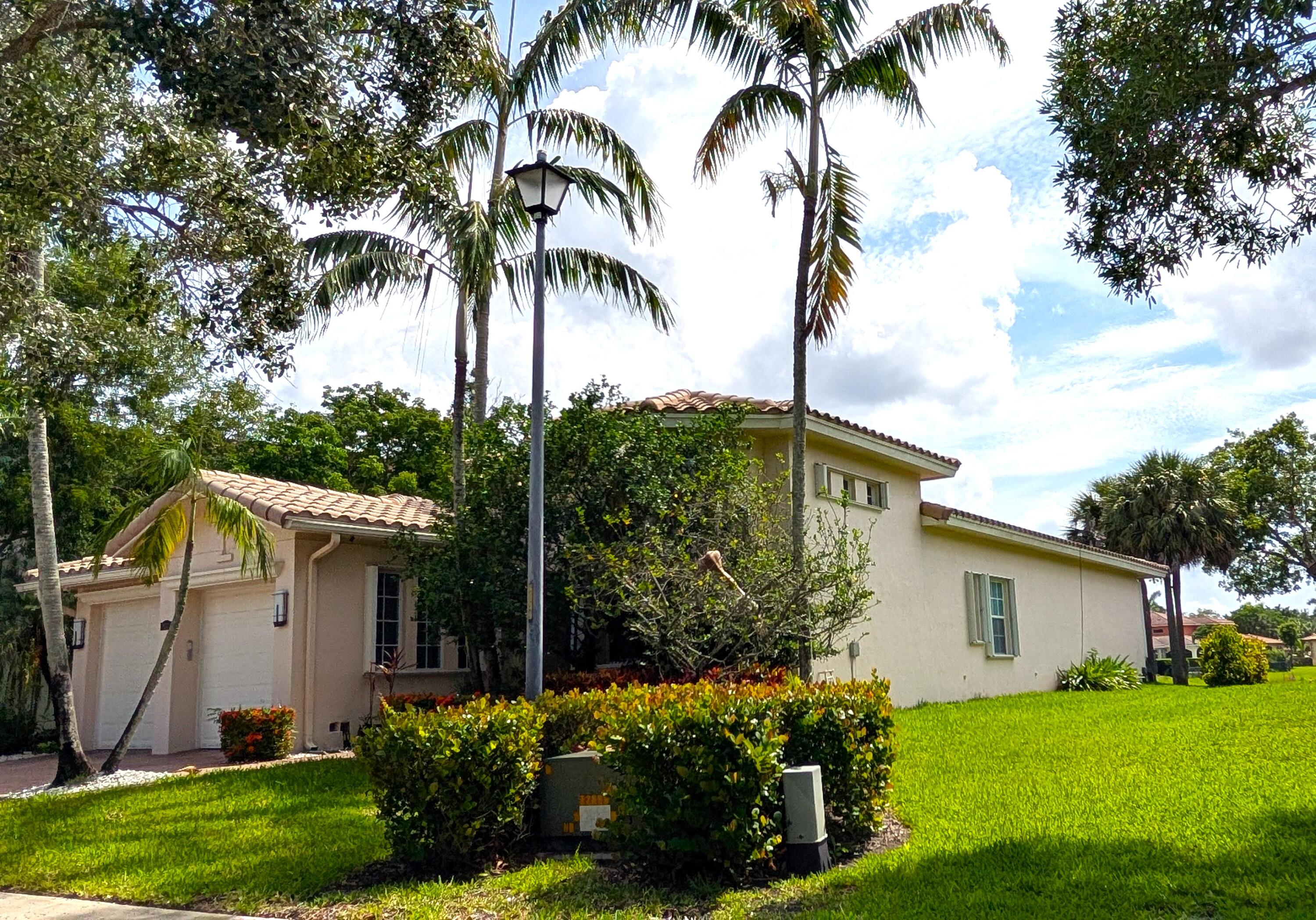 8247 NW 107th Terrace