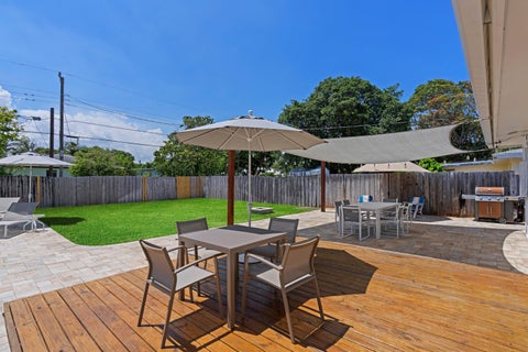 Tiny photo for 918 SE 3RD Avenue, Delray Beach, FL 33483 (MLS # B26086708)