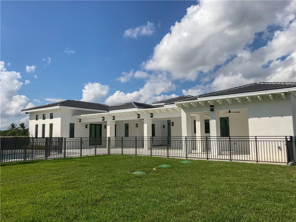 SANTA FE ESTATES - Residential