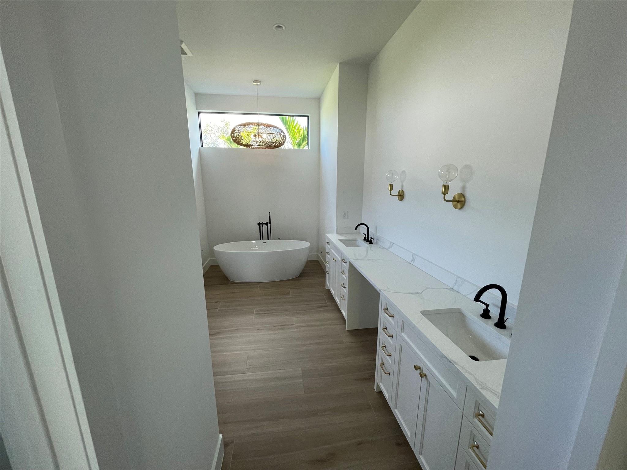 SANTA FE ESTATES - Residential