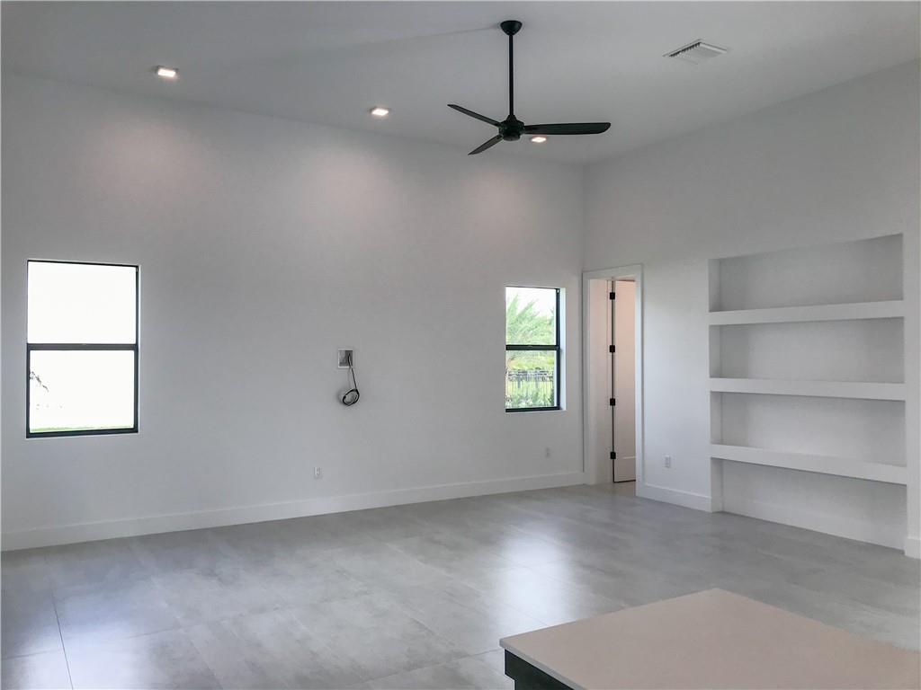 SANTA FE ESTATES - Residential