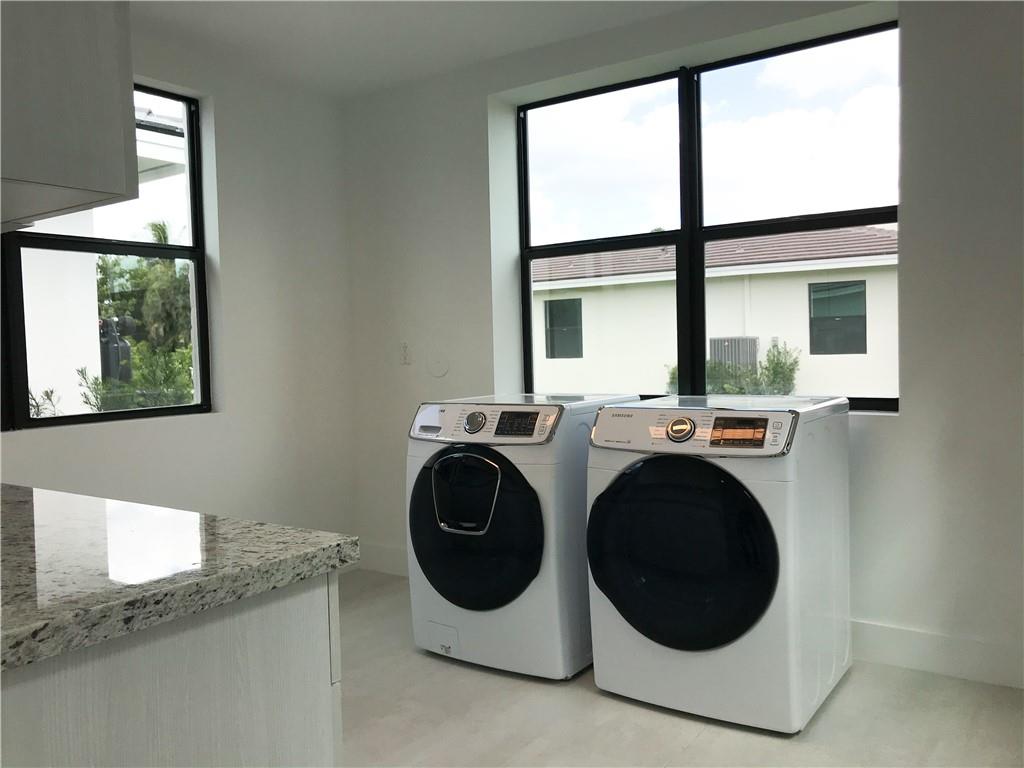 SANTA FE ESTATES - Residential