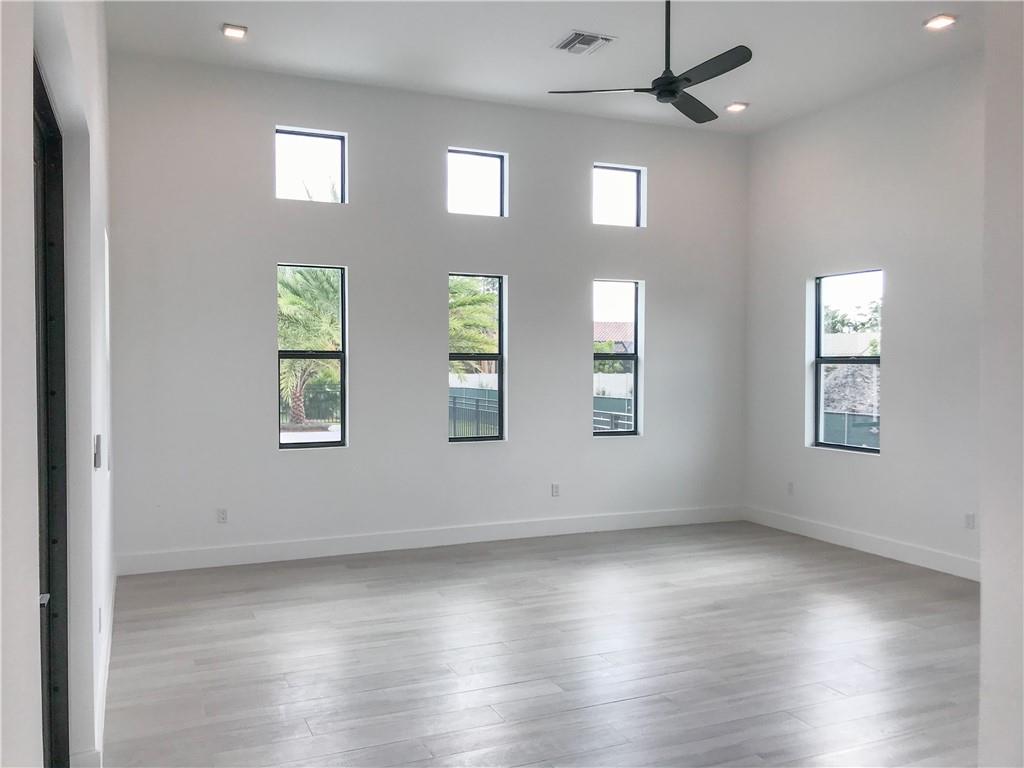 SANTA FE ESTATES - Residential