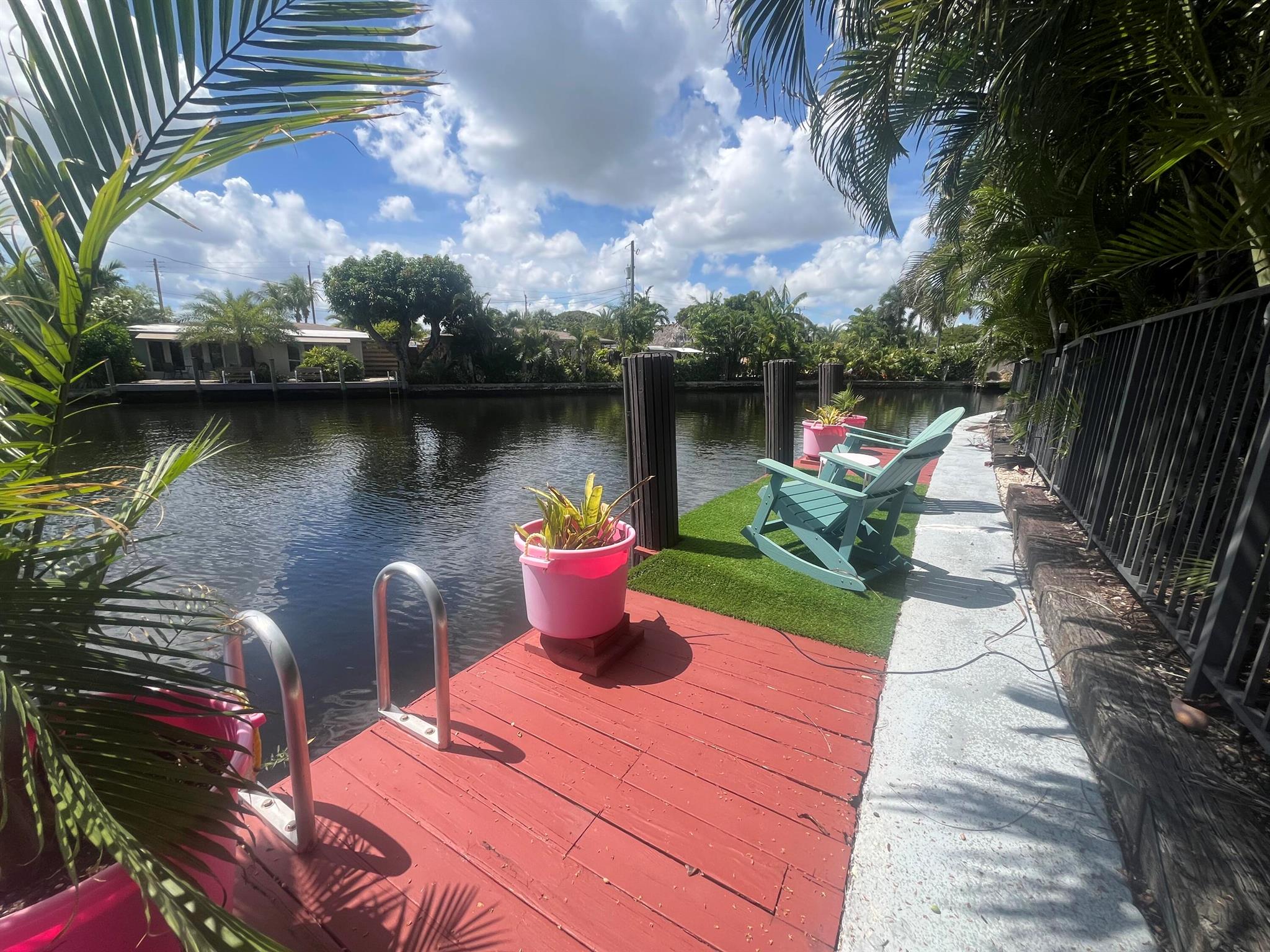 CORAL GARDENS - Residential Lease