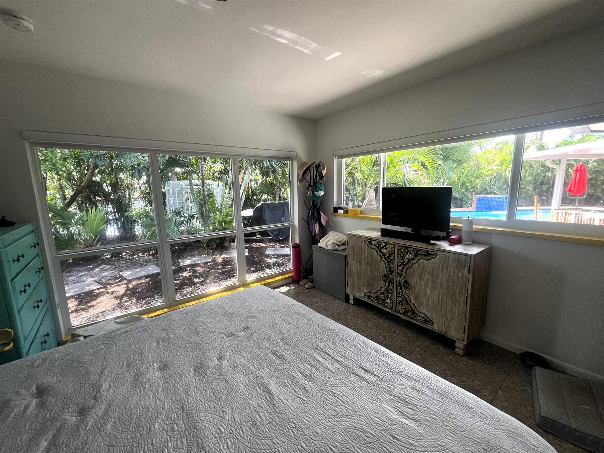 CORAL GARDENS - Residential Lease