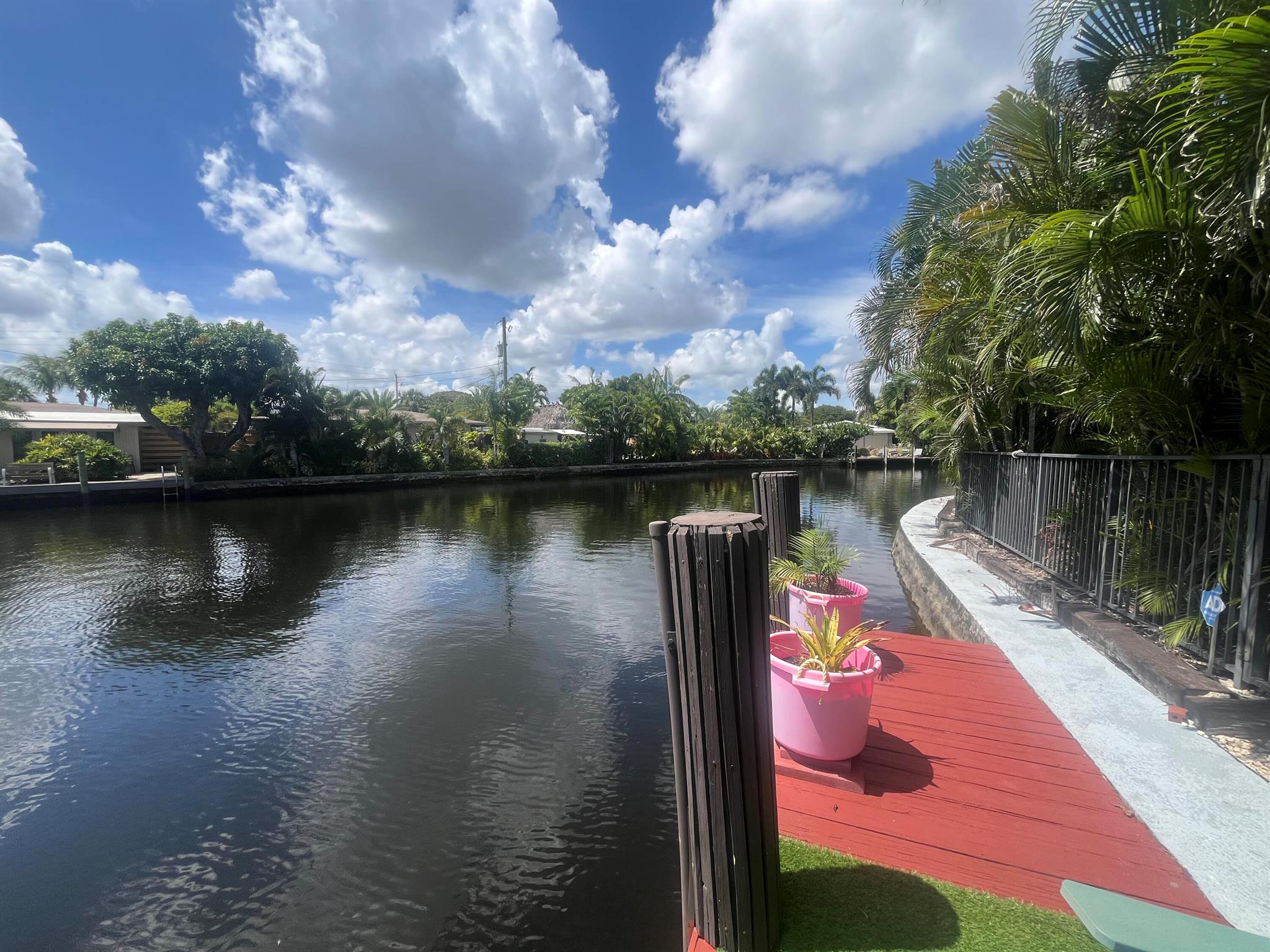 CORAL GARDENS - Residential Lease