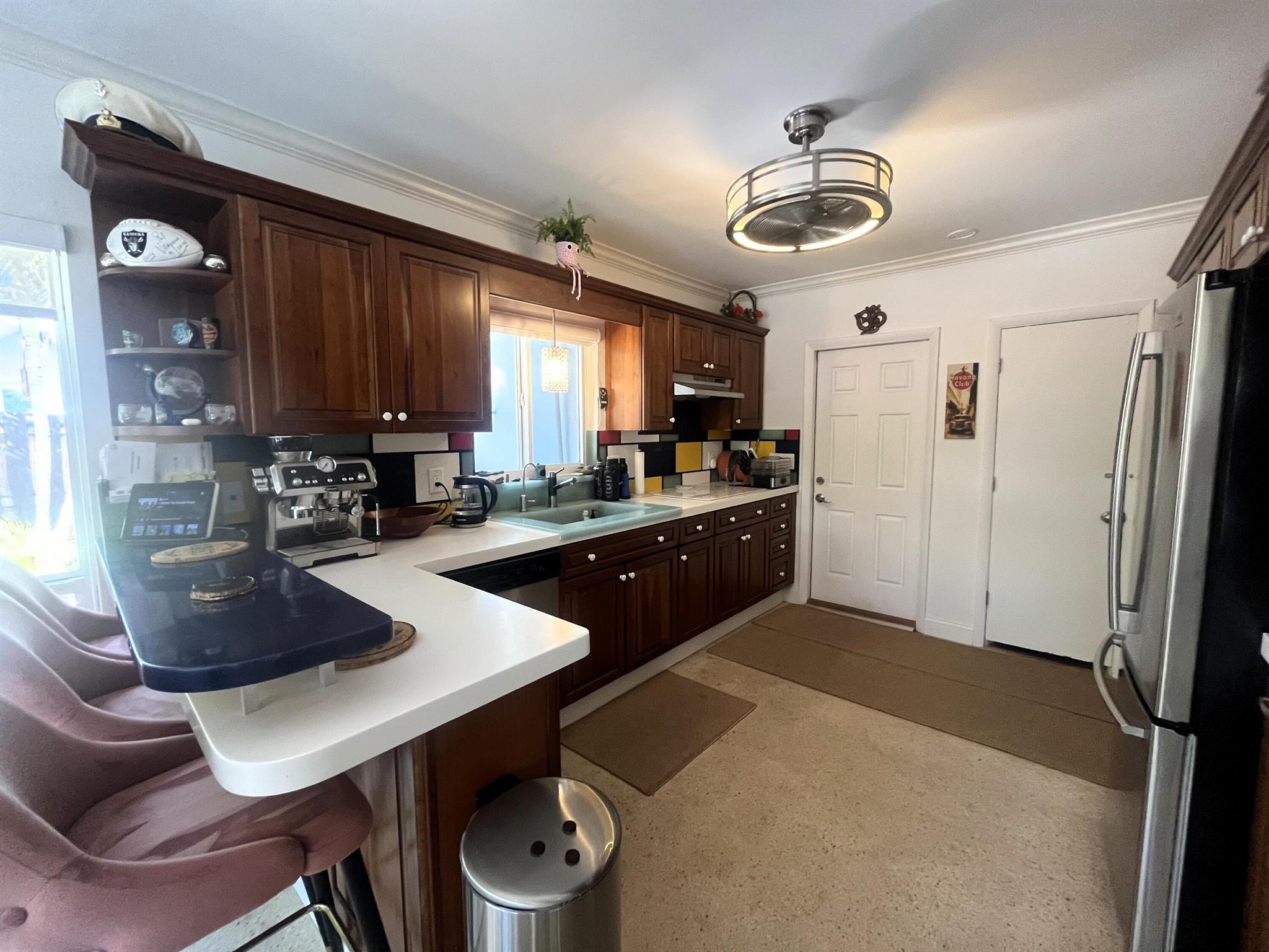 CORAL GARDENS - Residential Lease