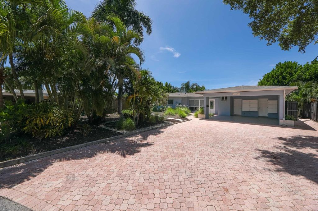 Photo of 2164 NE 27th Drive, Wilton Manors, FL 33306 (MLS # R11119934)
