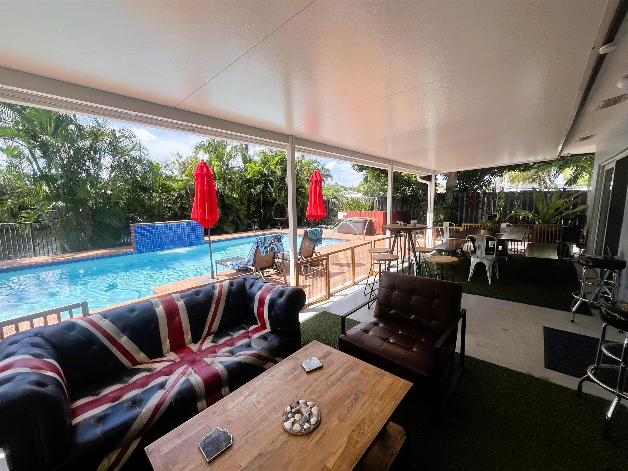 CORAL GARDENS - Residential Lease